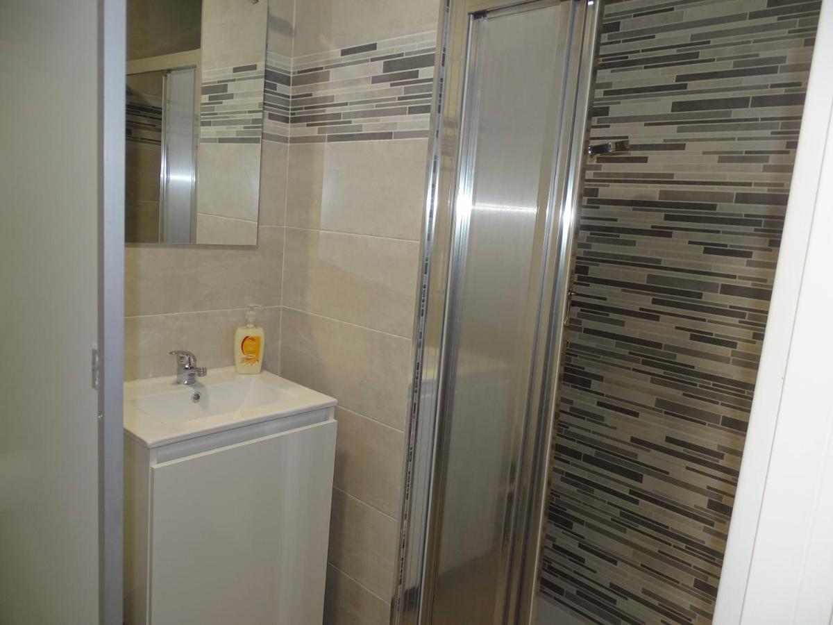 פולה דה לנה Albergue Roma מראה חיצוני תמונה